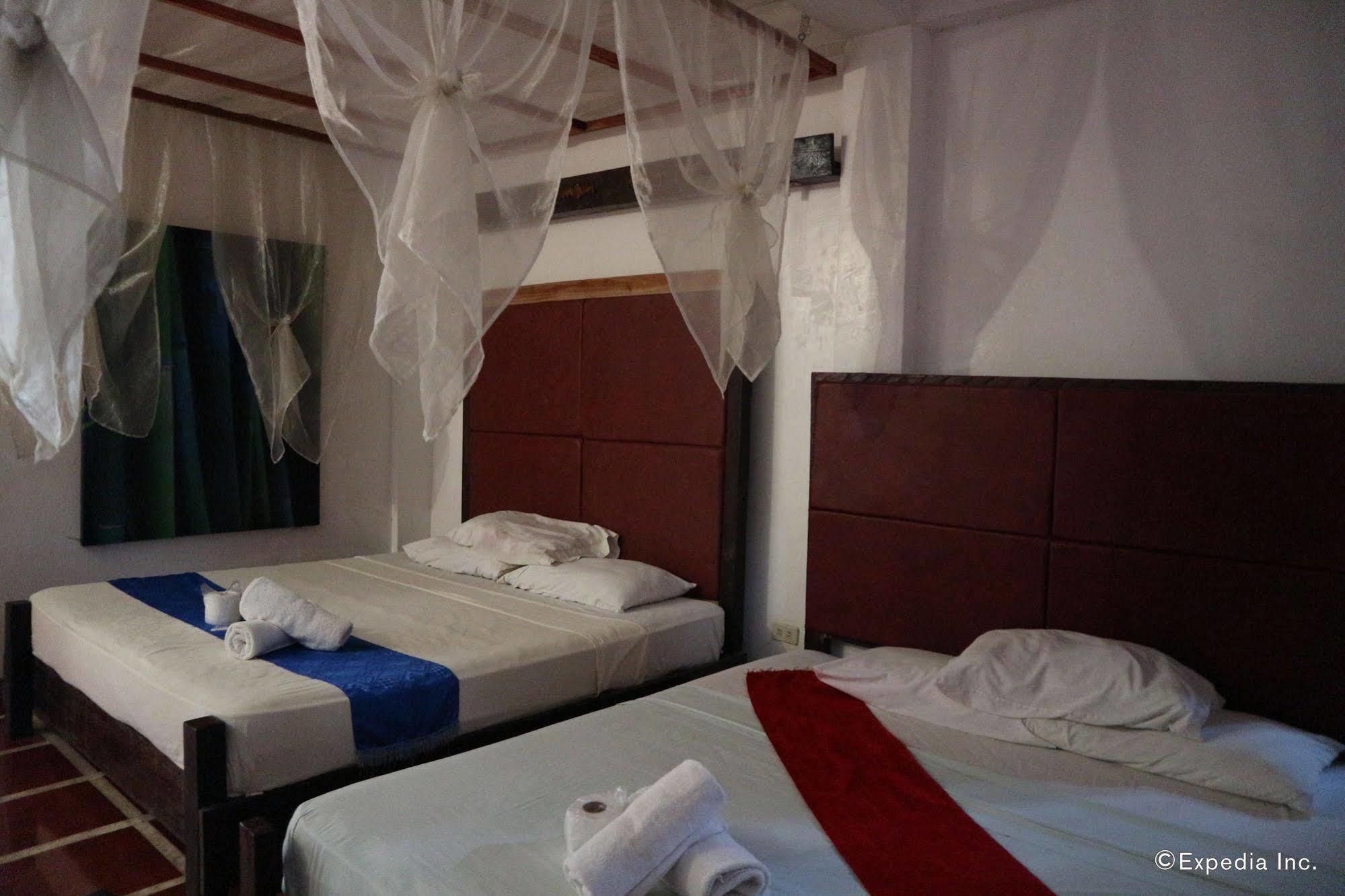 Bed and Breakfast The Lotus Garden Puerto Princesa Exterior foto