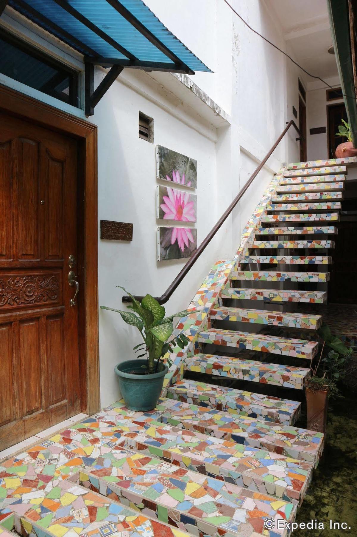 Bed and Breakfast The Lotus Garden Puerto Princesa Exterior foto